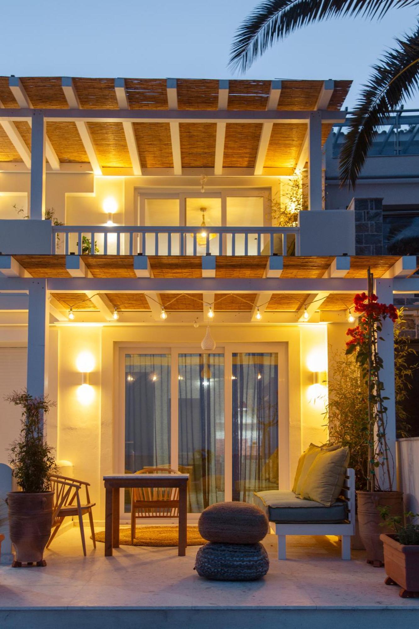 Aegean Stories Pelagos Suites Avlakia Bagian luar foto