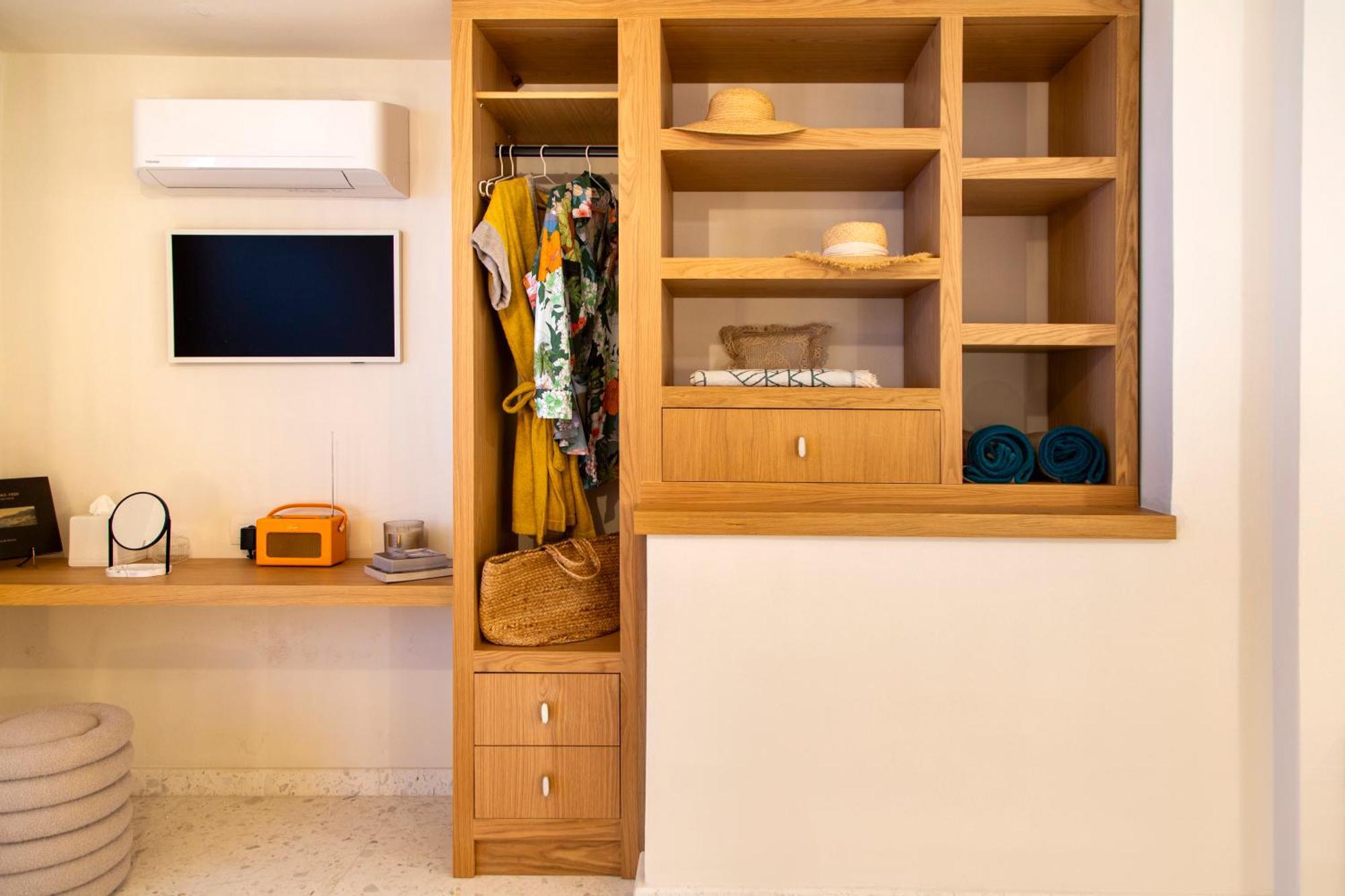 Aegean Stories Pelagos Suites Avlakia Bagian luar foto
