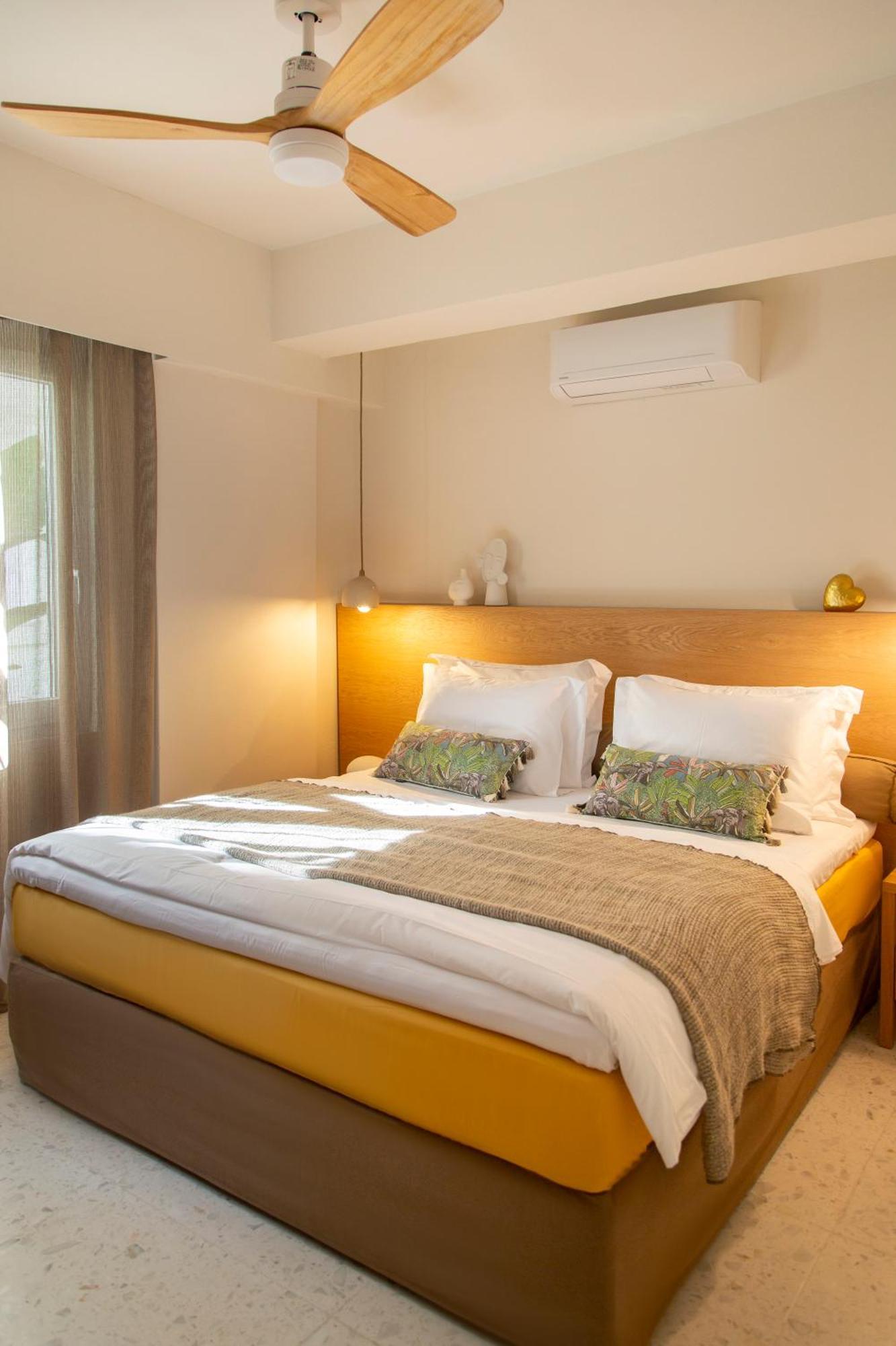 Aegean Stories Pelagos Suites Avlakia Bagian luar foto