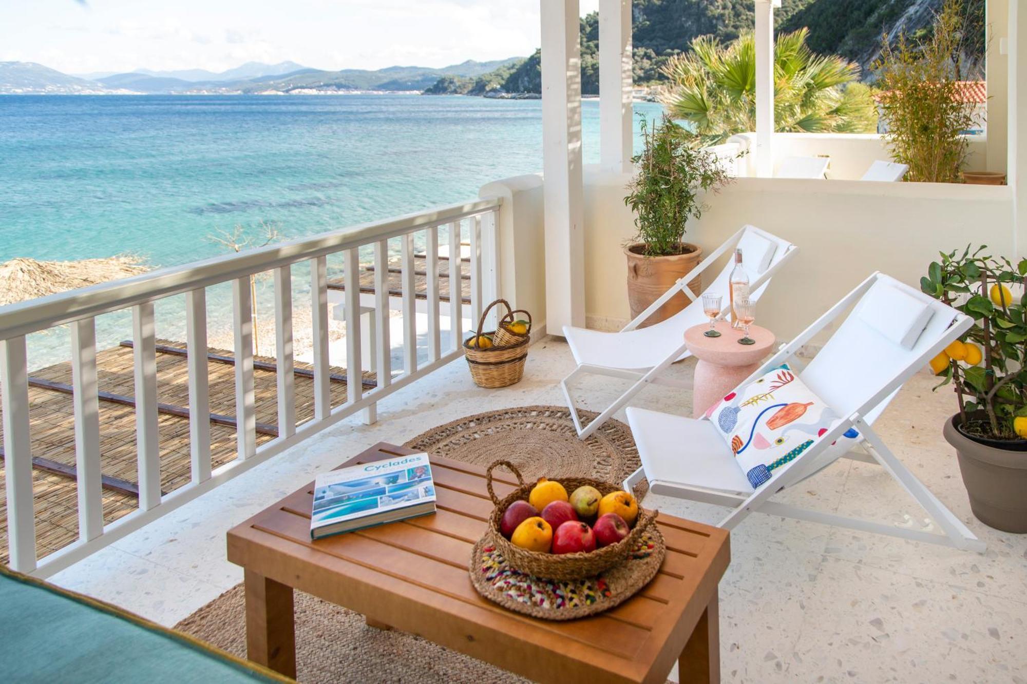 Aegean Stories Pelagos Suites Avlakia Bagian luar foto